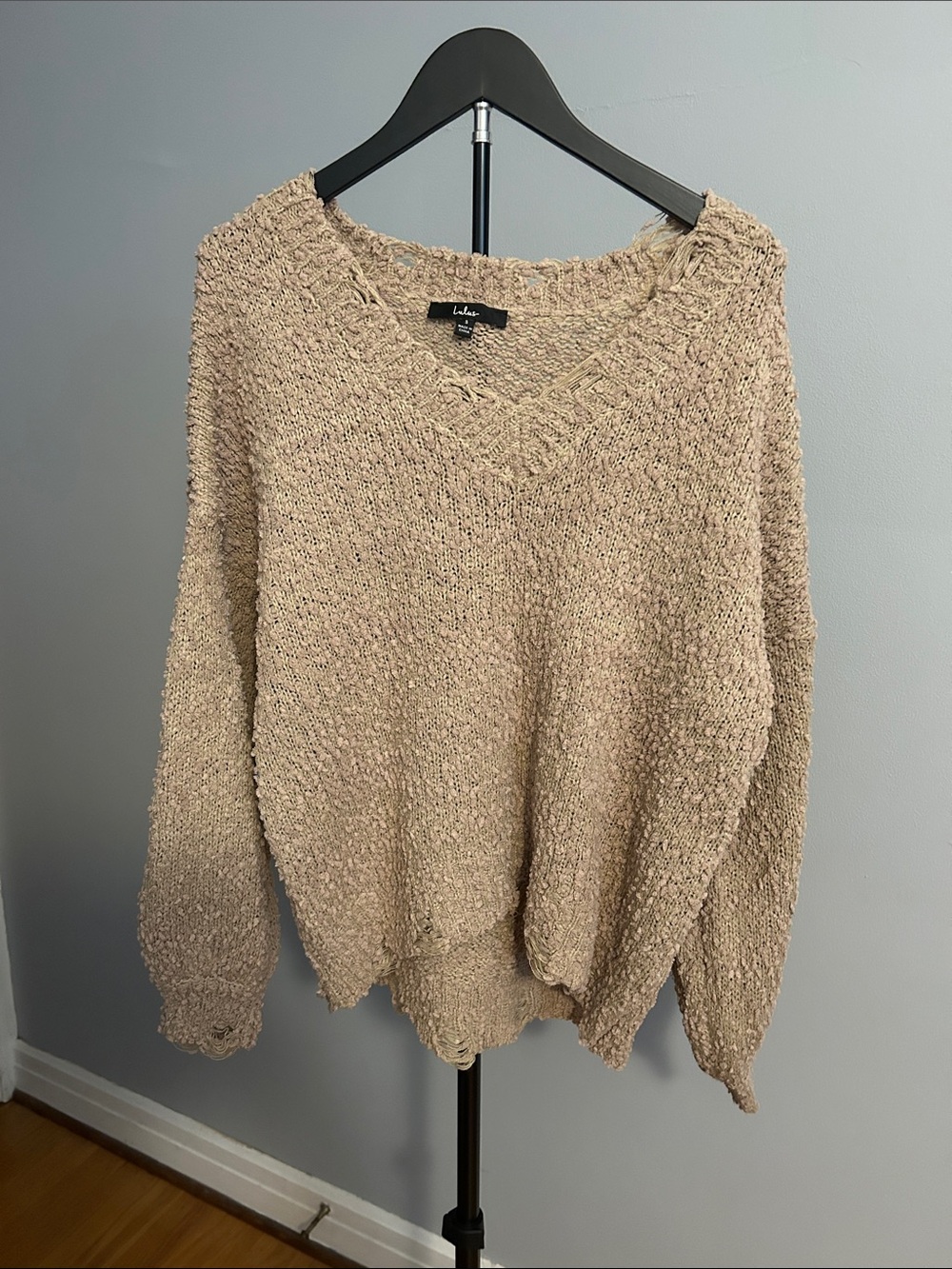 Lulu's Tan Distressed V-Neck Pullover Sweater